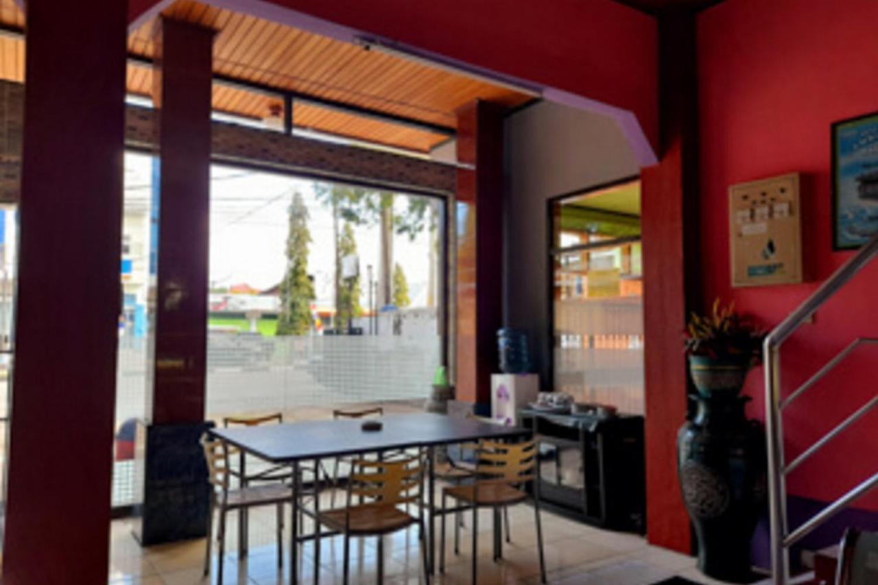 Hotel Rosichan Bau Bau Mitra Reddoorz Baubau Zewnętrze zdjęcie