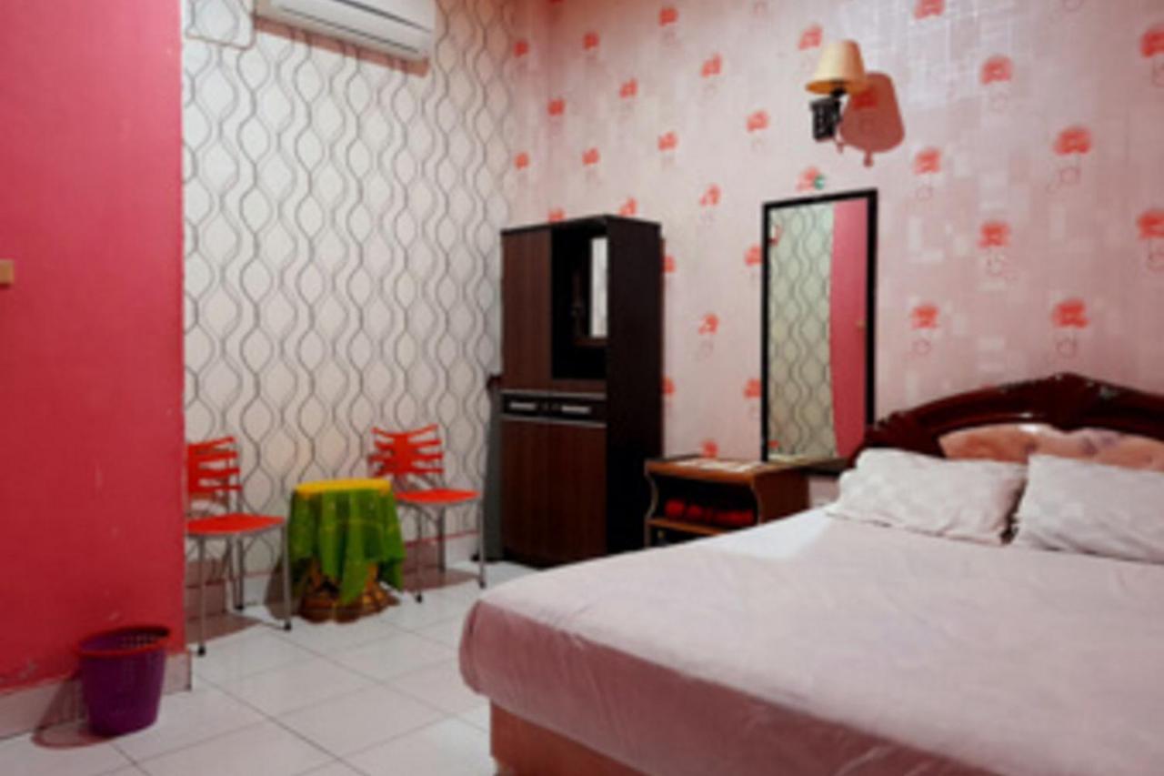Hotel Rosichan Bau Bau Mitra Reddoorz Baubau Zewnętrze zdjęcie