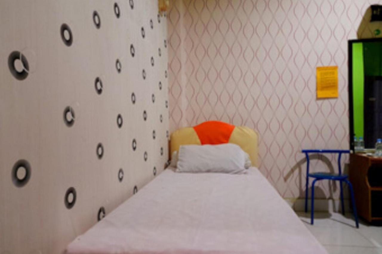 Hotel Rosichan Bau Bau Mitra Reddoorz Baubau Zewnętrze zdjęcie