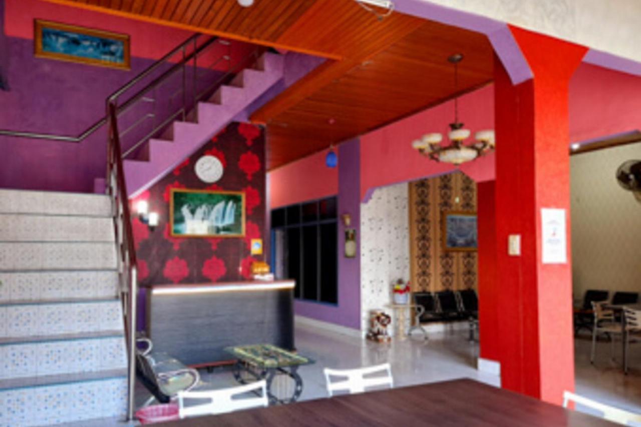 Hotel Rosichan Bau Bau Mitra Reddoorz Baubau Zewnętrze zdjęcie